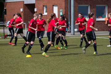 Bild 8 - B-Juniorinnen Pokalfinale SV Henstedt Ulzburg - SG Holstein Sued : 2:0